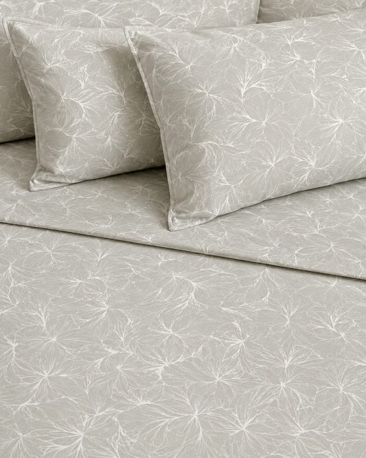 Silver Cloud Cotton bedsheet