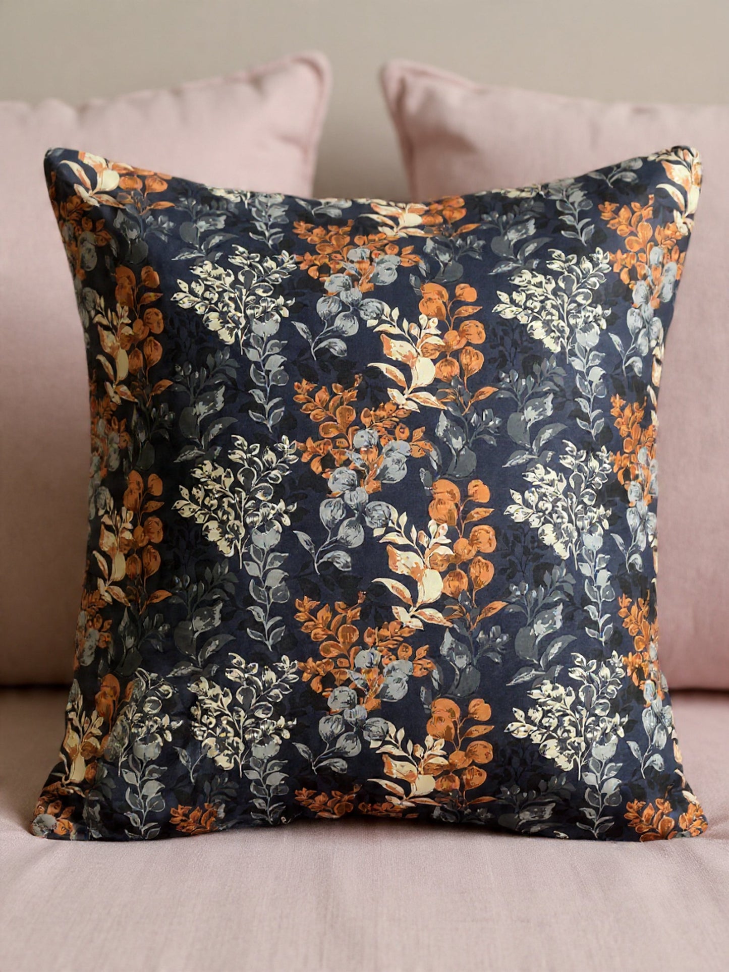 Modern Grey Leaf Print Bedsheet – Soft Fabric, Elegant Bedroom Look”