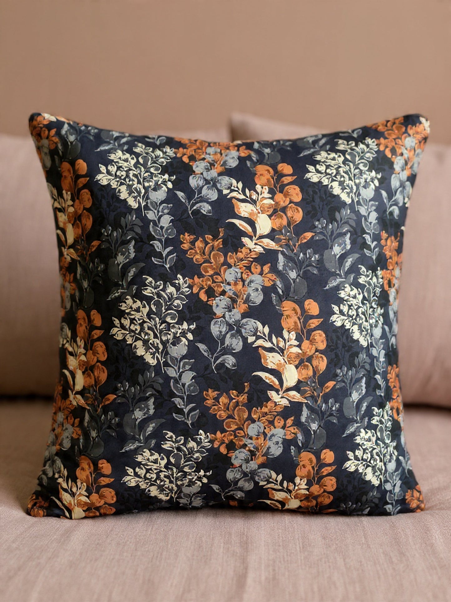 Modern Grey Leaf Print Bedsheet – Soft Fabric, Elegant Bedroom Look”