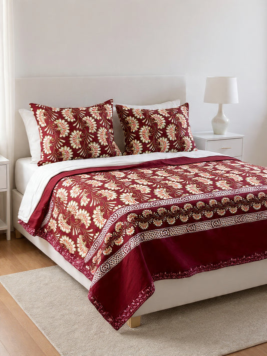 Maroon Classic Bedsheet Set – Elegant Color & Soft Material